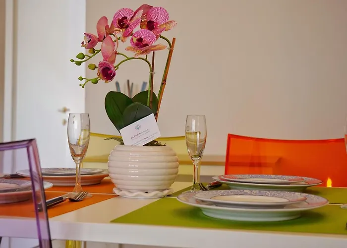 Tuffo In Laguna Silenzioso Bilocale Con Posto Auto 그라도