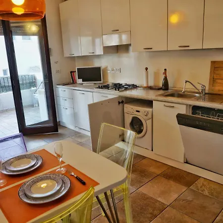 Tuffo In Laguna Silenzioso Bilocale Con Posto Auto * Градо